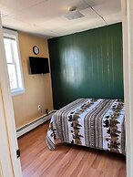 Amazing Three Bedrooms Apartment