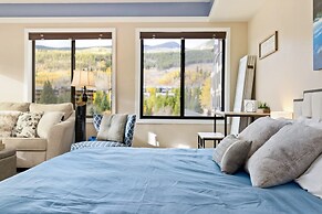 Keystone Ski Resort CO - Slopeside Lodging