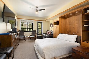 Keystone Ski Resort CO - Slopeside Lodging