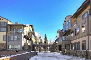 Keystone Ski Resort CO - Slopeside Lodging