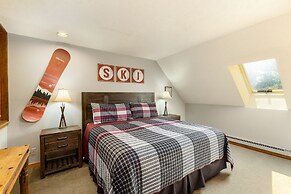 The Pines - Keystone Ski Resort CO Vacation Lodging