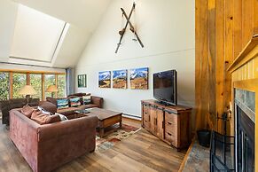 The Pines - Keystone Ski Resort CO Vacation Lodging