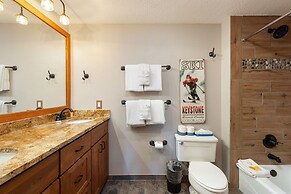 The Pines - Keystone Ski Resort CO Vacation Lodging