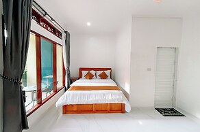 Simangande View & Resto By Helocus