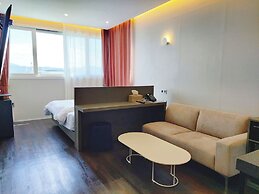 Hotel Crape Daegu Seongseo