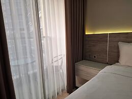 Gold Coast Apartment