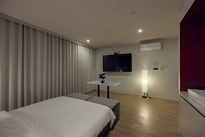 Koum Ryokan Hotel Gijang by Aank