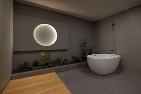 Koum Ryokan Hotel Gijang by Aank