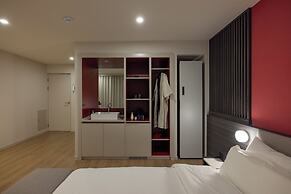 Koum Ryokan Hotel Gijang by Aank