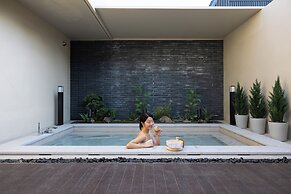 Koum Ryokan Hotel Gijang by Aank