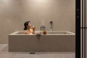 Koum Ryokan Hotel Gijang by Aank