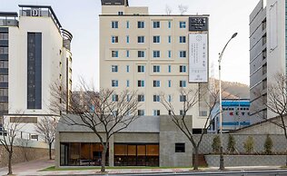 Koum Ryokan Hotel Gijang by Aank