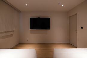 Koum Ryokan Hotel Gijang by Aank