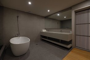 Koum Ryokan Hotel Gijang by Aank