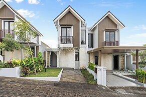 Uluwa Villa by Kozystay - Jimbaran