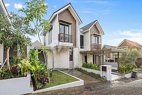 Uluwa Villa by Kozystay - Jimbaran