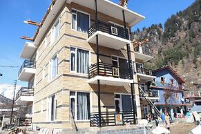 Hotel Mountain Blue Manali