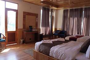 Hotel Mountain Blue Manali