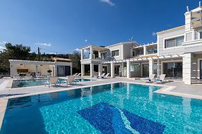 MCN Villas by Whitedreamvillas