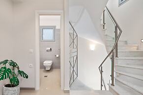 MCN Villas by Whitedreamvillas