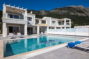MCN Villas by Whitedreamvillas