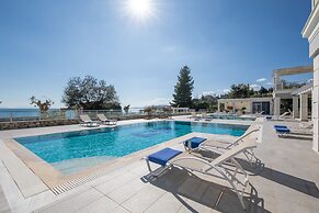 MCN Villas by Whitedreamvillas