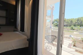 Black&white Otranto Suite