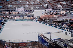 Royal Park Apt Resort by Sea N Rent