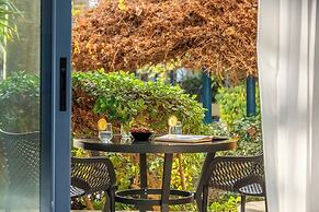 Royal Park Apt Resort by Sea N Rent