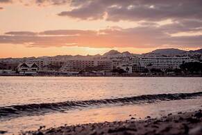 Royal Park Apt Resort by Sea N Rent