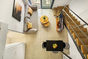 Royal Park Apt Resort by Sea N Rent