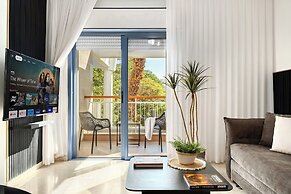 Royal Park Apt Resort by Sea N Rent