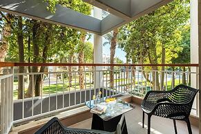 Royal Park Apt Resort by Sea N Rent