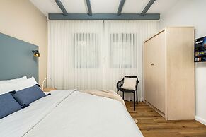 Royal Park Apt Resort by Sea N Rent