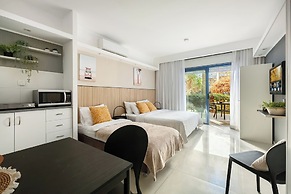 Royal Park Apt Resort by Sea N Rent