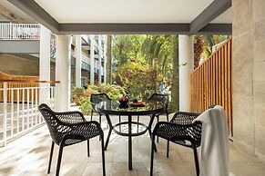 Royal Park Apt Resort by Sea N Rent