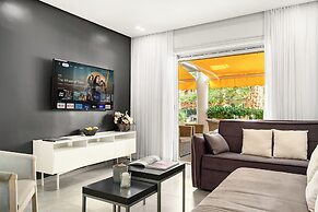 Royal Park Apt Resort by Sea N Rent