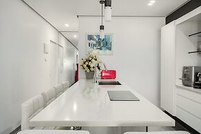 Royal Park Apt Resort by Sea N Rent