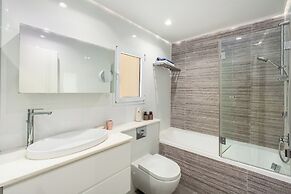 Royal Park Apt Resort by Sea N Rent