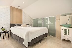 Royal Park Apt Resort by Sea N Rent