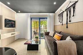 Royal Park Apt Resort by Sea N Rent