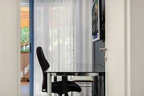 Royal Park Apt Resort by Sea N Rent