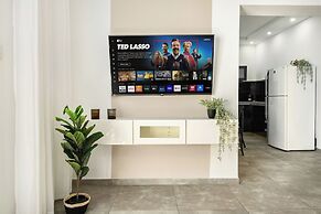 Royal Park Apt Resort by Sea N Rent