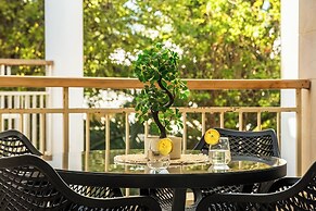 Royal Park Apt Resort by Sea N Rent