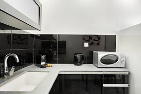 Royal Park Apt Resort by Sea N Rent