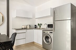 Royal Park Apt Resort by Sea N Rent