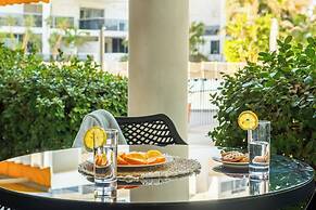 Royal Park Apt Resort by Sea N Rent