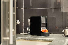 Royal Park Apt Resort by Sea N Rent