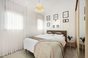 Royal Park Apt Resort by Sea N Rent