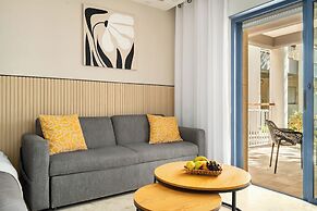 Royal Park Apt Resort by Sea N Rent